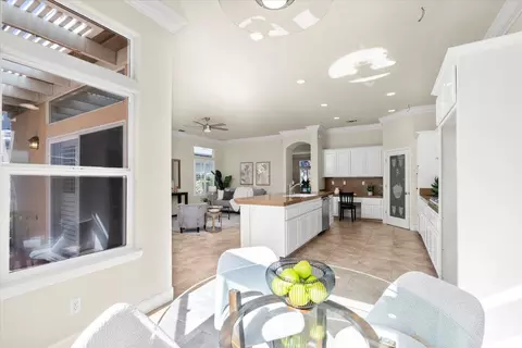 3648 Voleyn St, Carmichael, CA 95608 photo 24