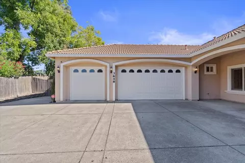 3648 Voleyn St, Carmichael, CA 95608 photo 4