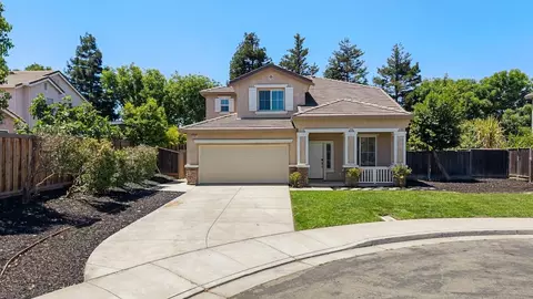 1321 Haley Ct, Tracy, CA 95377 photo 2