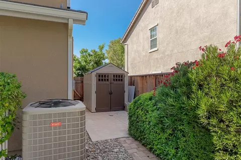 1577 Parkside Ct, Tracy, CA 95376 photo 43