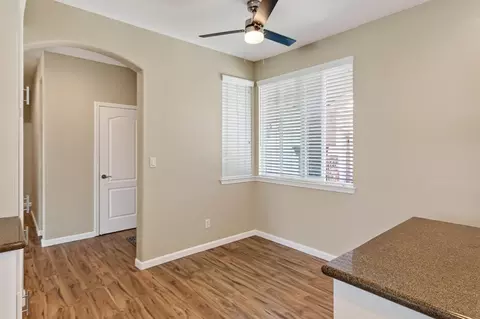Entry Way - 1901 Fall River Dr, Linda, CA 95901 photo 2 of 3