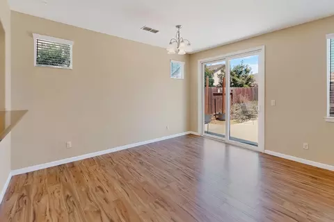 Living - 1901 Fall River Dr, Linda, CA 95901 photo 7 of 9