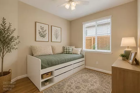Bedroom - 1901 Fall River Dr, Linda, CA 95901 photo 5 of 8