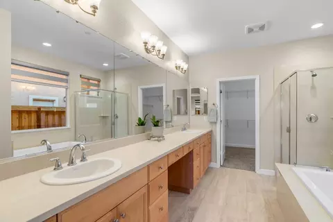 Bath - 3482 Rapallo Way, Manteca, CA 95337 photo 1 of 5