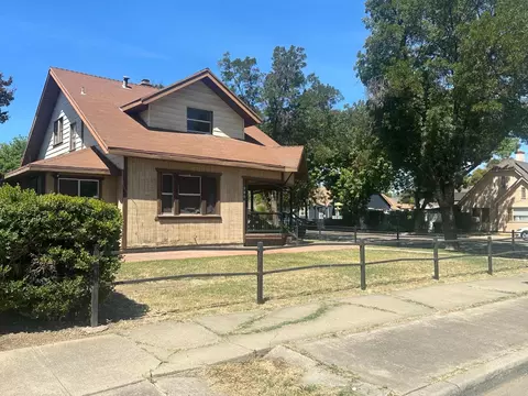230 N 3rd St, Patterson, CA 95363 photo 3