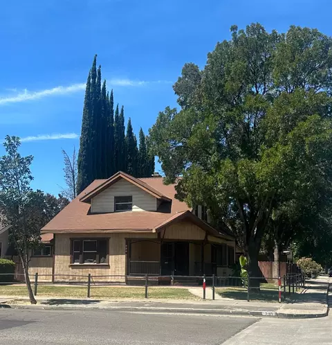 230 N 3rd St, Patterson, CA 95363 photo 1
