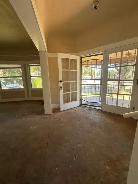 230 N 3rd St, Patterson, CA 95363 photo 8