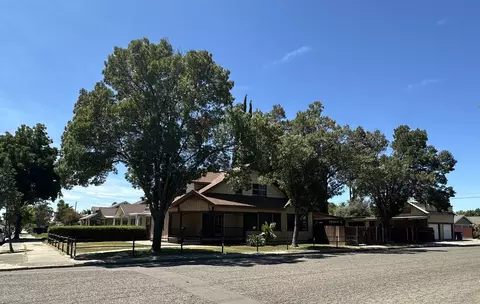 230 N 3rd St, Patterson, CA 95363 photo 2