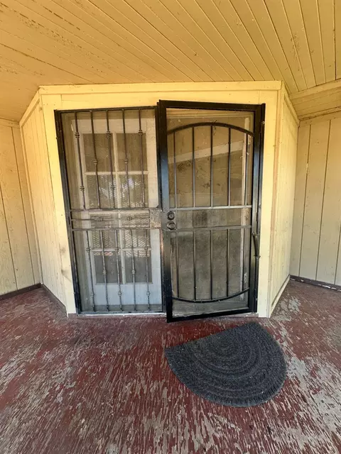 230 N 3rd St, Patterson, CA 95363 photo 6