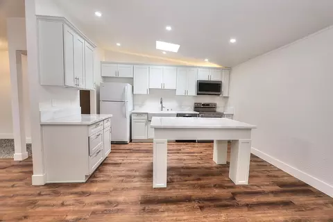 Kitchen - 4929 Clear Cir, Carmichael, CA 95608 photo 9 of 9
