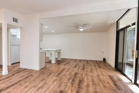 Living - 4929 Clear Cir, Carmichael, CA 95608 photo 6 of 9