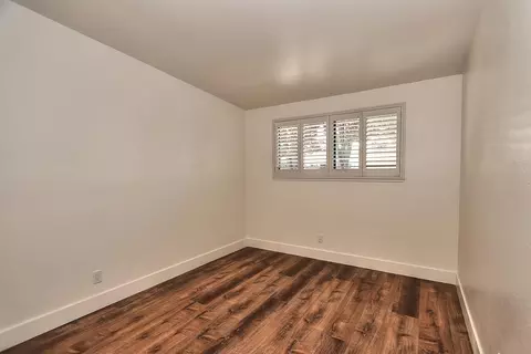 Bedroom - 4929 Clear Cir, Carmichael, CA 95608 photo 10 of 16
