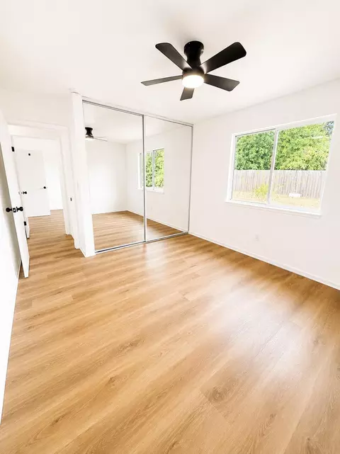 Bedroom - 4372 Evelyn Dr, Olivehurst, CA 95961 photo 4 of 5