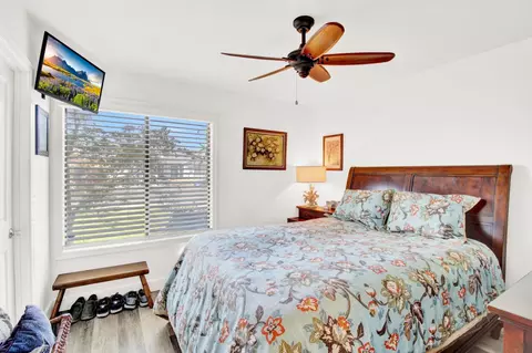 Bedroom - 762 E Milgeo Ave, Ripon, CA 95366 photo 3 of 3
