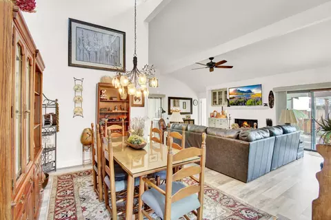 Dining - 762 E Milgeo Ave, Ripon, CA 95366 photo 1 of 2