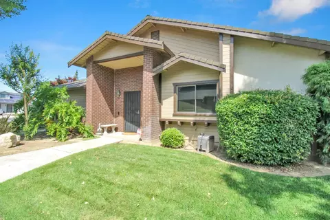 Exterior - 762 E Milgeo Ave, Ripon, CA 95366 photo 3 of 11