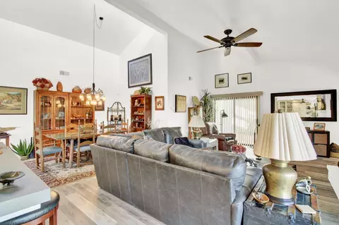 Living - 762 E Milgeo Ave, Ripon, CA 95366 photo 1 of 5
