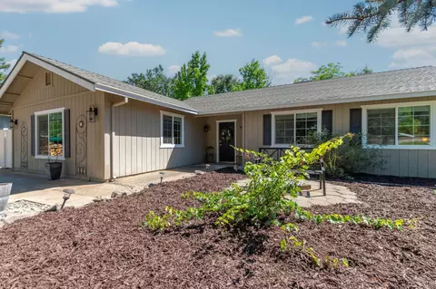 646 Rocky Hill Rd, Murphys, CA 95247 photo 2