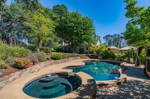8866 Siegel St, Valley Springs, CA 95252
