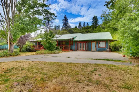 26156 Sweetland Rd, North San Juan, CA 95960