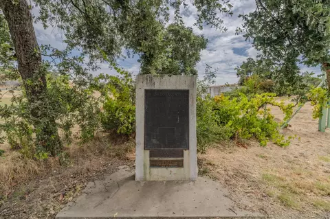11900 Sutter Hill Rd, Sutter Creek, CA 95685 photo 2