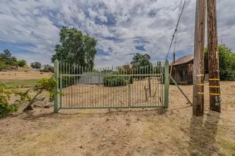 11900 Sutter Hill Rd, Sutter Creek, CA 95685 photo 3