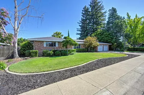 725 Sherwood Dr, Yuba City, CA 95991