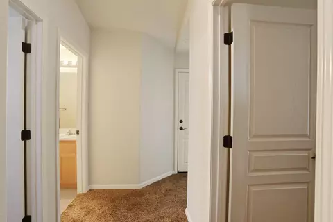 Entry Way - 1802 Matterhorn St, Manteca, CA 95337 photo 3 of 3