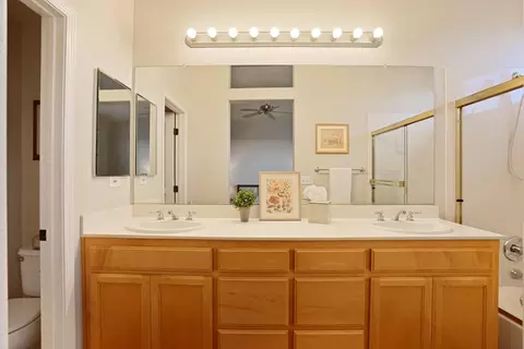Bath - 1802 Matterhorn St, Manteca, CA 95337 photo 2 of 3
