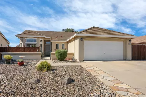 Exterior - 1802 Matterhorn St, Manteca, CA 95337 photo 4 of 10