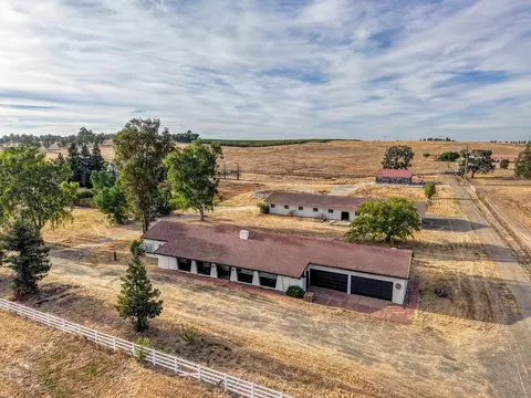 View/Area - 19997 E Liberty Rd, Clements, CA 95227 photo 3 of 9