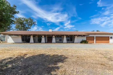 Exterior - 19997 E Liberty Rd, Clements, CA 95227 photo 3 of 16