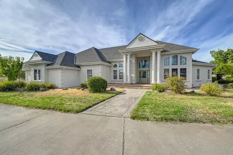 19997 E Liberty Rd, Clements, CA 95227