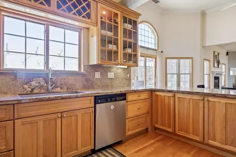 Kitchen - 19997 E Liberty Rd, Clements, CA 95227 photo 5 of 5