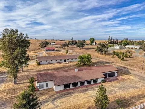 View/Area - 19997 E Liberty Rd, Clements, CA 95227 photo 2 of 9
