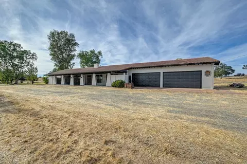 Exterior - 19997 E Liberty Rd, Clements, CA 95227 photo 8 of 31