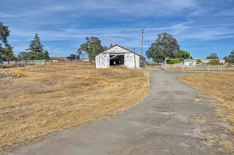 Other - 19997 E Liberty Rd, Clements, CA 95227 photo 11 of 15