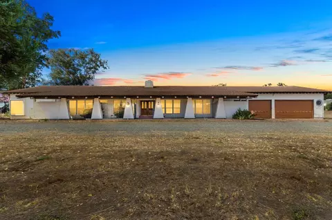 Exterior - 19997 E Liberty Rd, Clements, CA 95227 photo 2 of 16