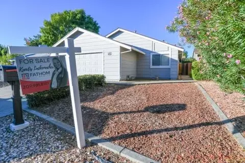 2251 Green Blossom Ct, Rancho Cordova, CA 95670