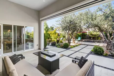 Exterior - 910 Fallen Timber Ct, Rocklin, CA 95765 photo 6 of 21