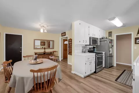 Dining - 3828 Moorea Dr, Modesto, CA 95356 photo 2 of 2