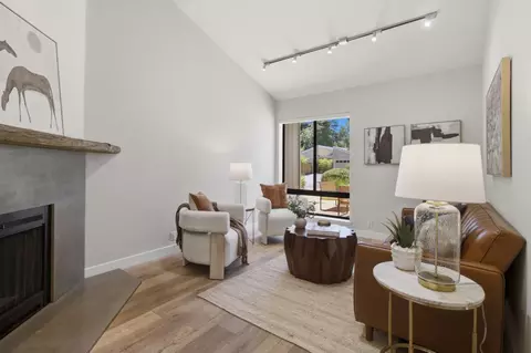 Living - 901 Pamplona Ave, Davis, CA 95616 photo 1 of 4