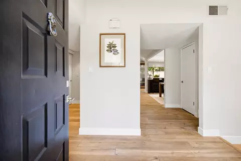 Entry Way - 901 Pamplona Ave, Davis, CA 95616 photo 2 of 6