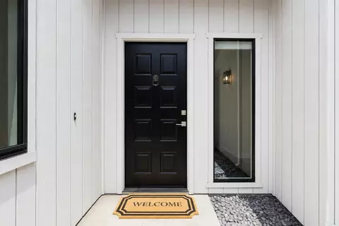 Entry Way - 901 Pamplona Ave, Davis, CA 95616 photo 1 of 6