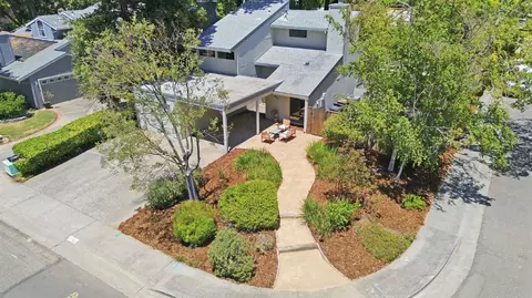 Exterior - 901 Pamplona Ave, Davis, CA 95616 photo 7 of 7