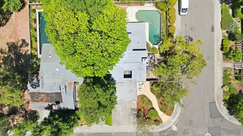 View/Area - 901 Pamplona Ave, Davis, CA 95616 photo 2 of 2
