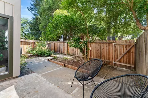 Exterior - 3401 Bermuda Ave #10, Davis, CA 95616 photo 5 of 8
