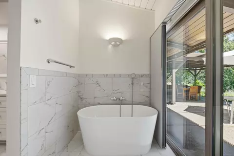 Bath - 7824 Mchenry Ave, Modesto, CA 95356 photo 6 of 6