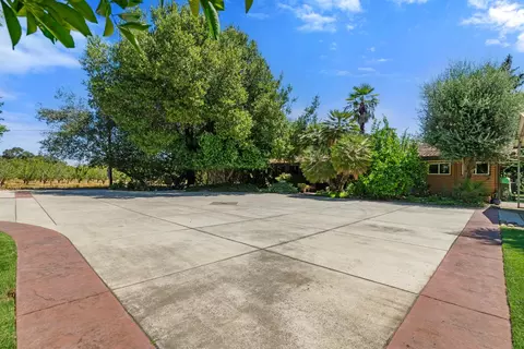 Exterior - 7824 Mchenry Ave, Modesto, CA 95356 photo 4 of 11