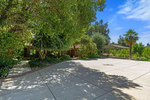 Exterior - 7824 Mchenry Ave, Modesto, CA 95356 photo 5 of 11